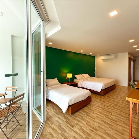 Plernpetch Hotel Surat Thani Ngoại thất bức ảnh
