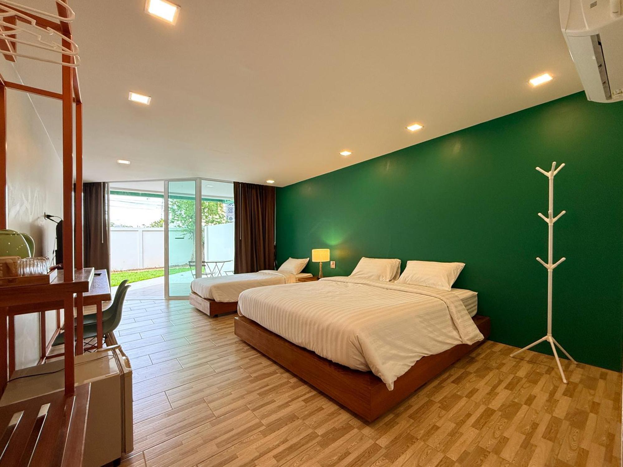 Plernpetch Hotel Surat Thani Ngoại thất bức ảnh