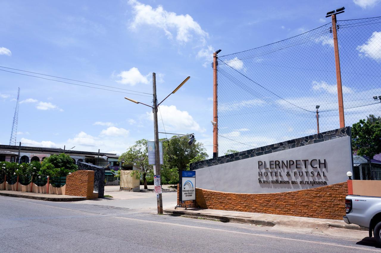 Plernpetch Hotel Surat Thani Ngoại thất bức ảnh